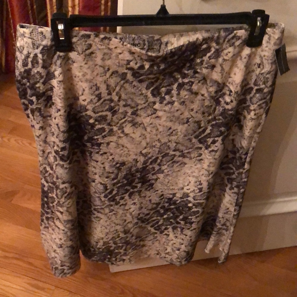 INC skirt
